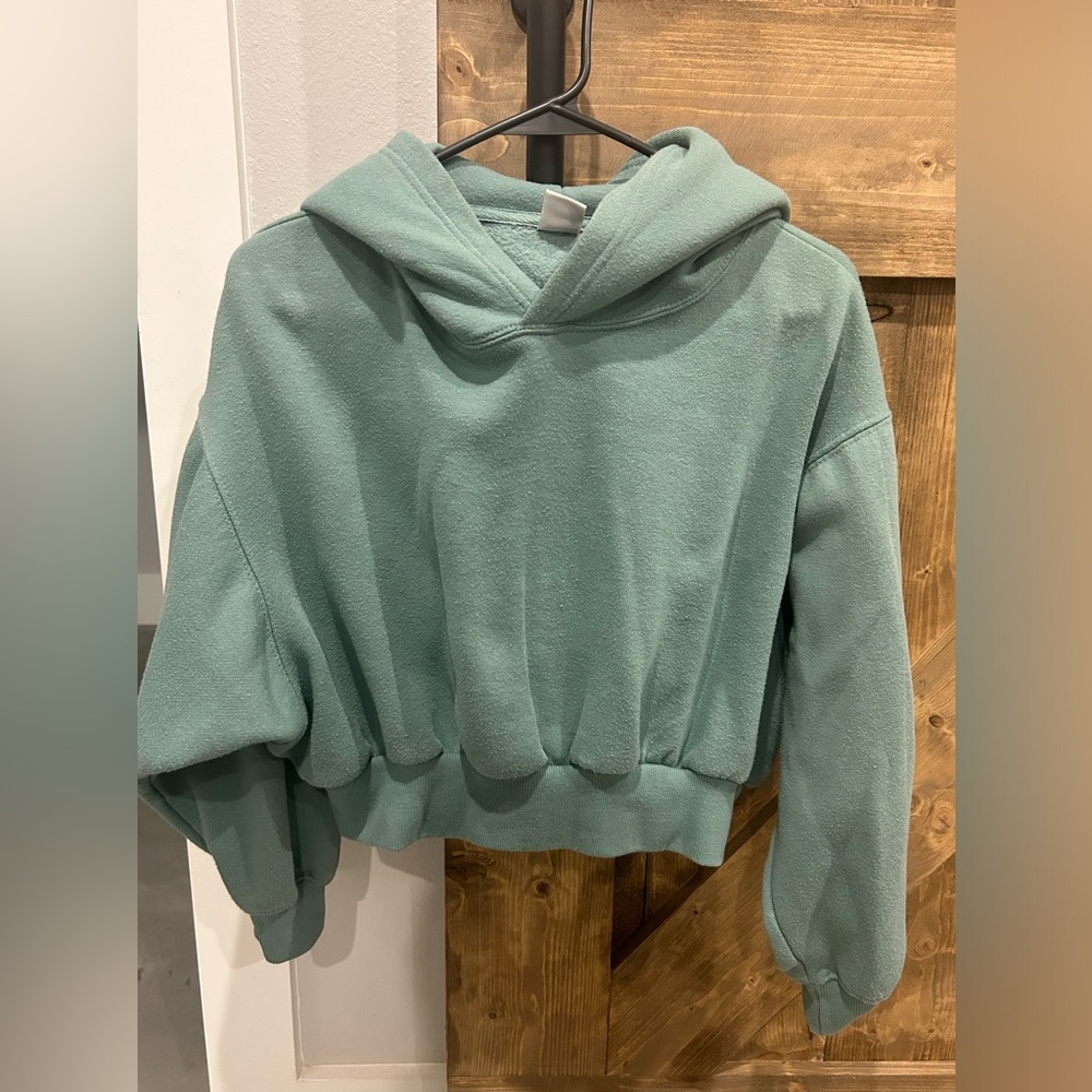 Cropped hoodie